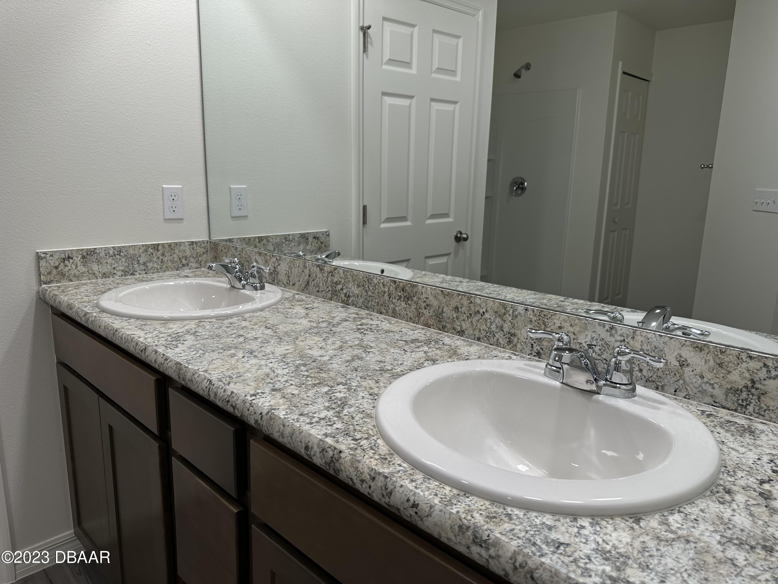 104 Keystone Drive Sebastian, FL 32958 - Photo 8 of 12 104 Keystone 23