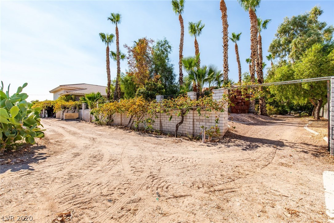 10710 Rancho Destino Road Las Vegas, NV 89183 - Photo 41 of 50 Gallery Image 41