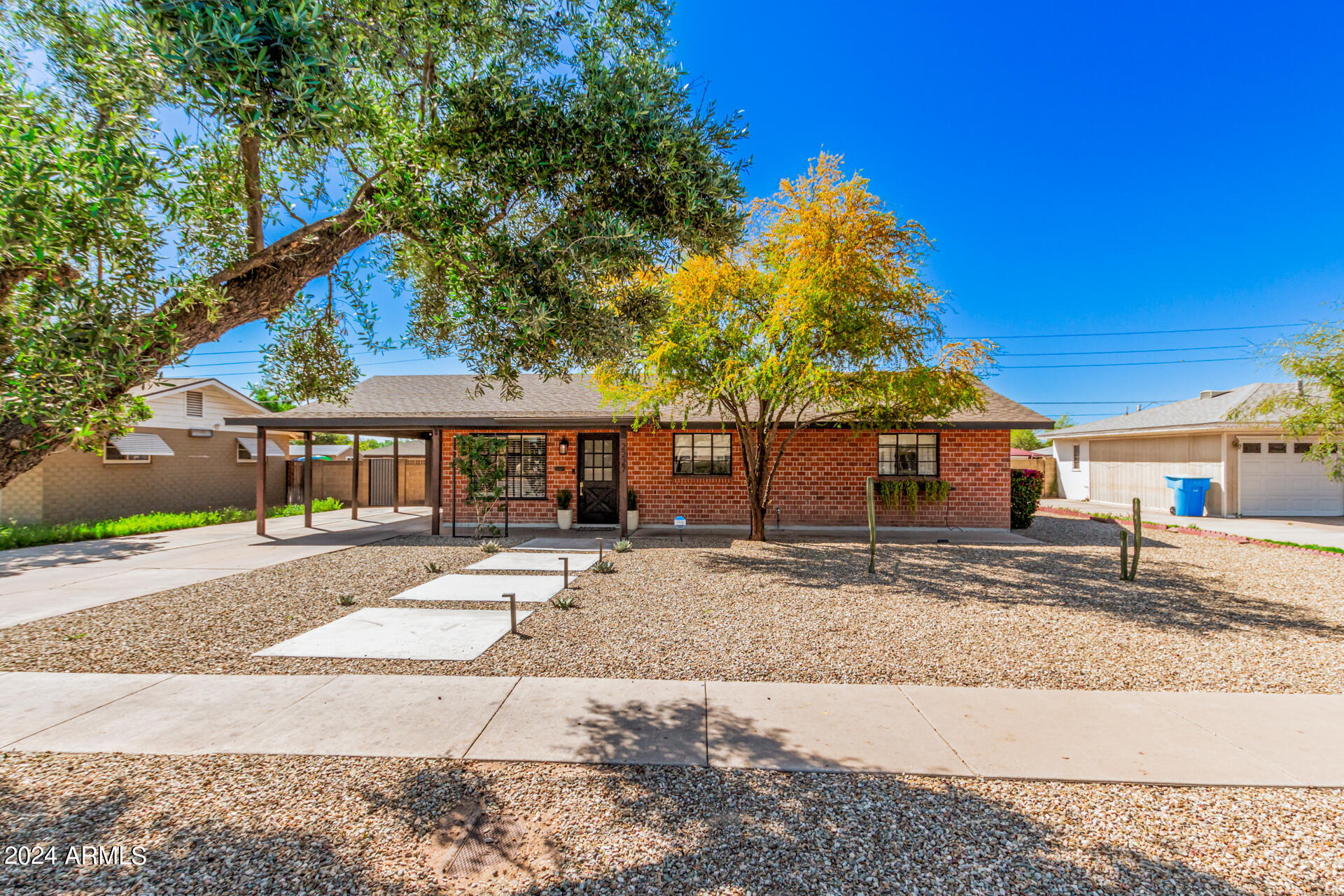 2227 West Osborn Road Phoenix, AZ 85015 - Photo 1 of 31 01 - Osborn 2227