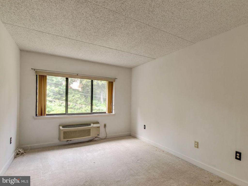700 Avondale Road, Unit 5J Wallingford, PA 19086 - Photo 19 of 22 2nd Bedroom