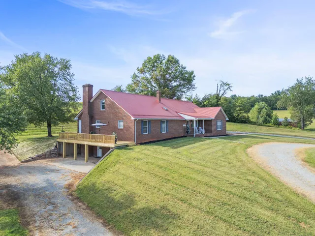 $534,900 | 2195 Bonbrook Mill Road, Wirtz, VA 24184