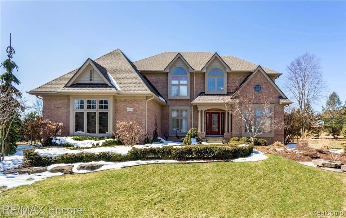 6620 Ridgewood Ct Clarkston MI-print-001-26-6620 Ridgewood CT-4200x2800-300dpi (1).jpg