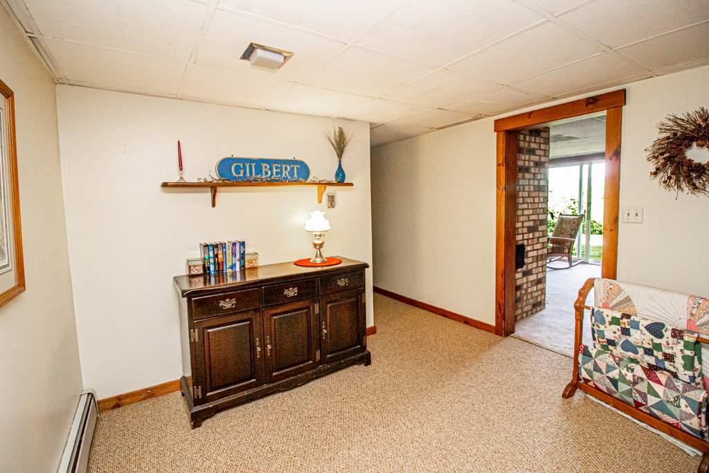 122 Fenderson Hill Road Wilton, ME 04294 - Photo 21 of 41 Interior