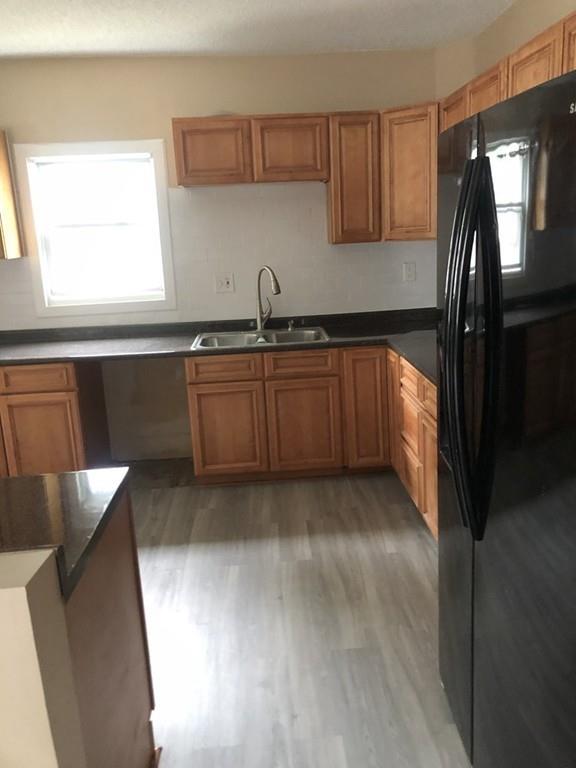 131 Miller Street Springfield, MA 01104 - Photo 3 of 7