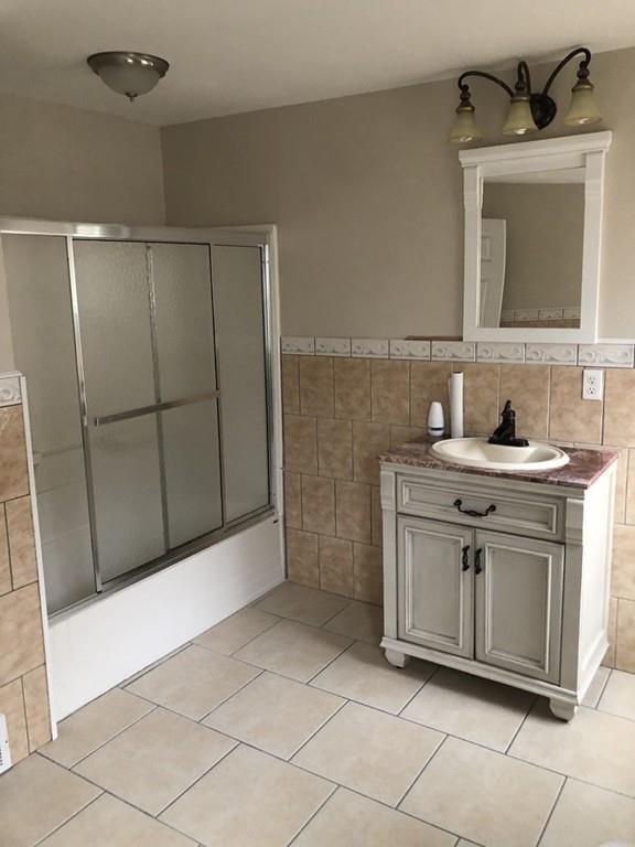 131 Miller Street Springfield, MA 01104 - Photo 5 of 7
