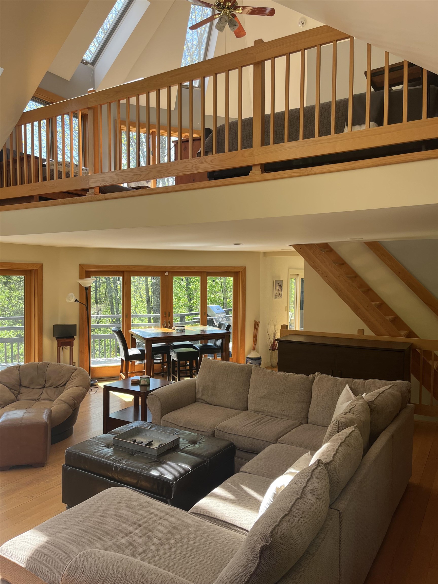 141 Great Hawk Road Rochester, VT 05767 - Photo 4 of 41