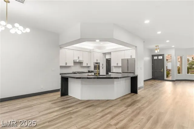 $915,000 | 1616 Shadow Rock Drive, Las Vegas, NV 89117