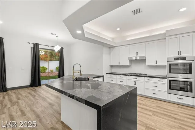 $915,000 | 1616 Shadow Rock Drive, Las Vegas, NV 89117