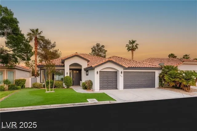 $915,000 | 1616 Shadow Rock Drive, Las Vegas, NV 89117