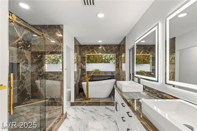 $915,000 | 1616 Shadow Rock Drive, Las Vegas, NV 89117