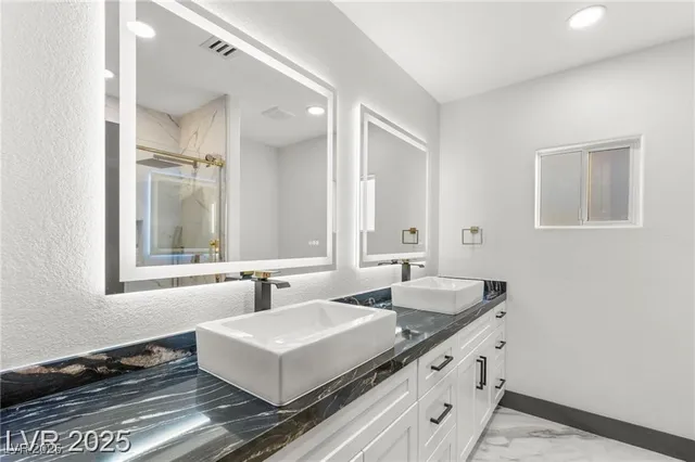 $915,000 | 1616 Shadow Rock Drive, Las Vegas, NV 89117