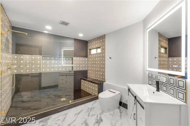 $915,000 | 1616 Shadow Rock Drive, Las Vegas, NV 89117