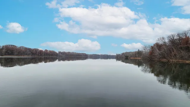 $185,000 | 1096 Woodbury Drive, Woodbury, MN 55125