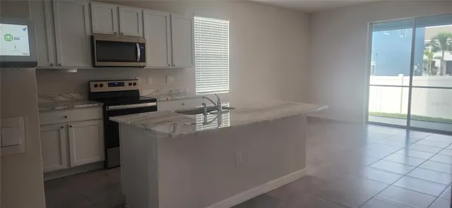 $2,600 | 4034 Goldheart Boulevard, Bradenton, FL 34208