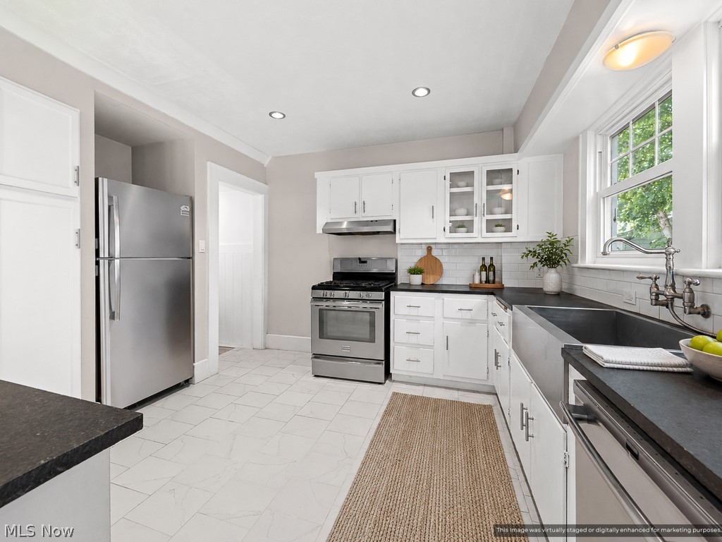 1223 North Howard Street Akron, OH 44310 - Photo 21 of 50 Kitchen - Virtual Staged