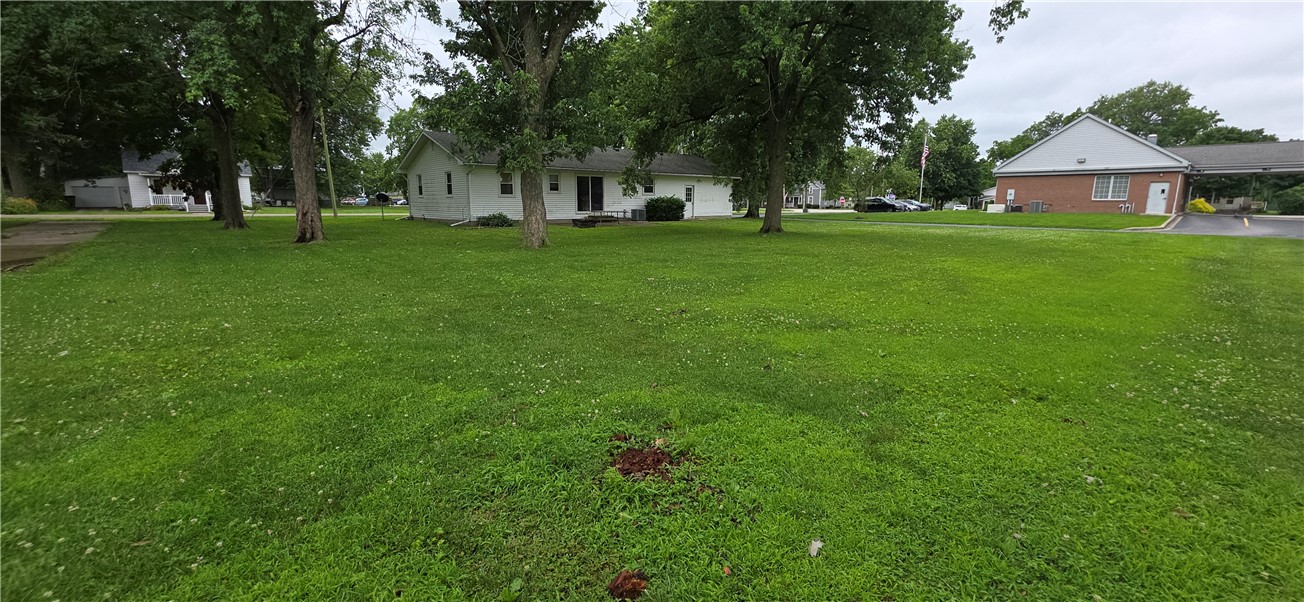 104 East Harrison Street Sigel, IL 62462 - Photo 25 of 29