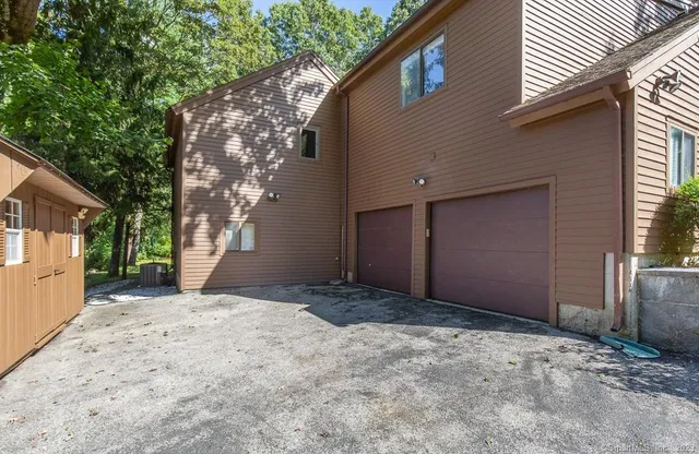 $6,700 | 585 Webbs Hill Road, Stamford, CT 06903