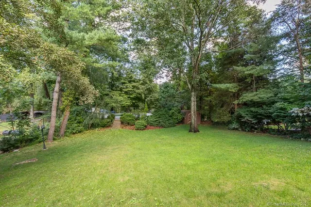 $6,700 | 585 Webbs Hill Road, Stamford, CT 06903