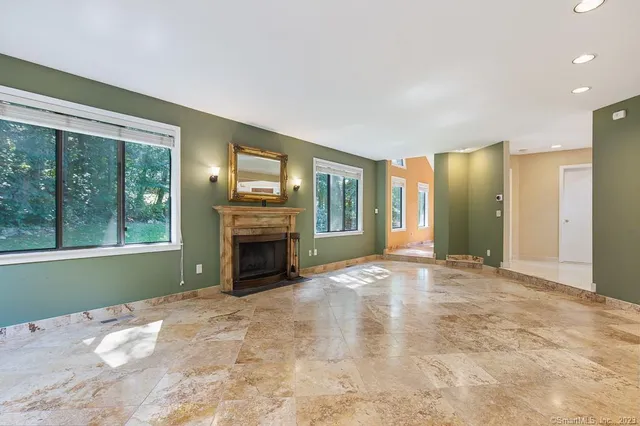 $6,700 | 585 Webbs Hill Road, Stamford, CT 06903