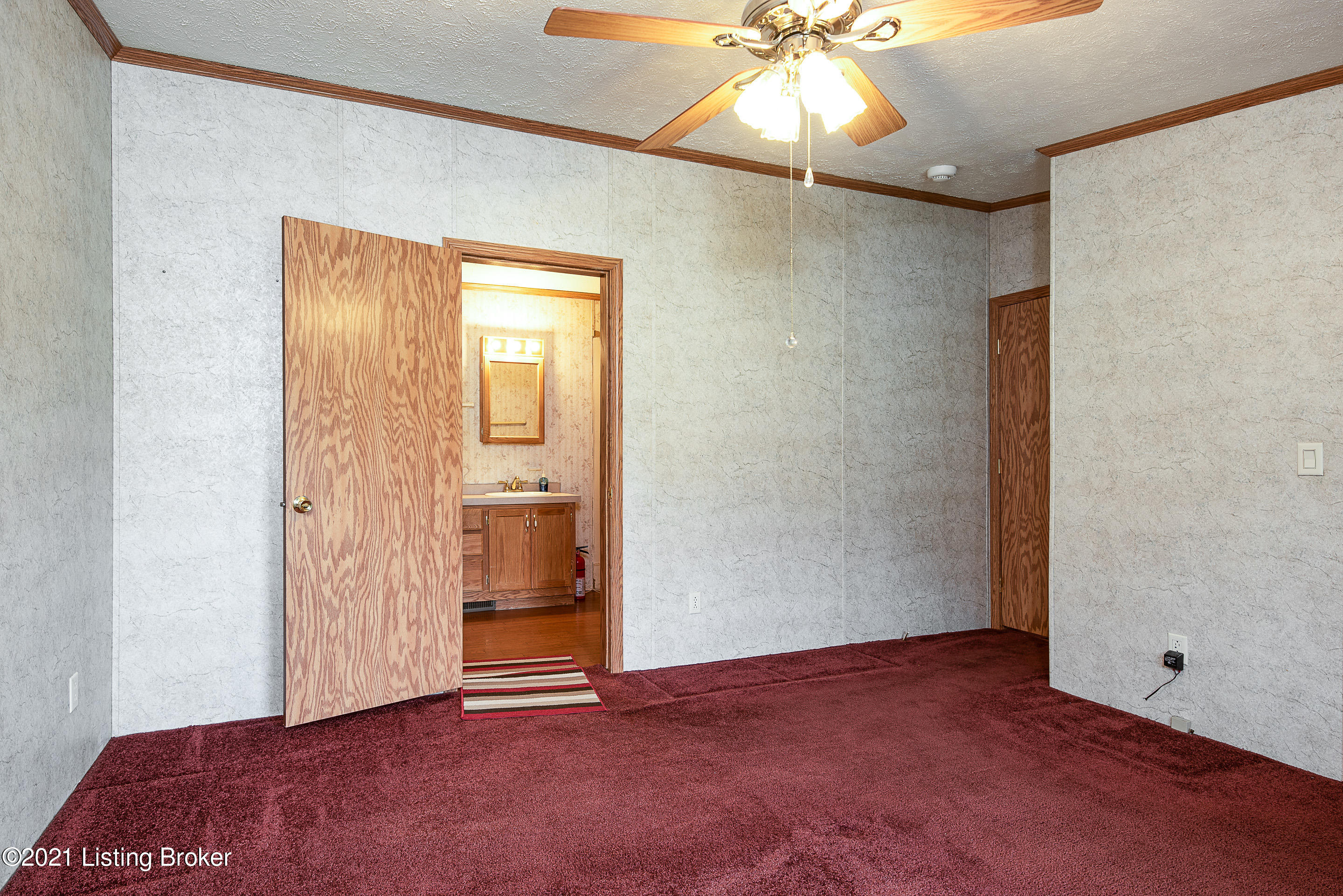 1460 Rock Ridge Road Brandenburg, KY 40108 - Photo 15 of 28 Primary Bedroom