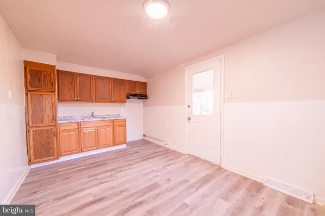 $1,100 | 351 North Laurel Street, Bridgeton, NJ 08302