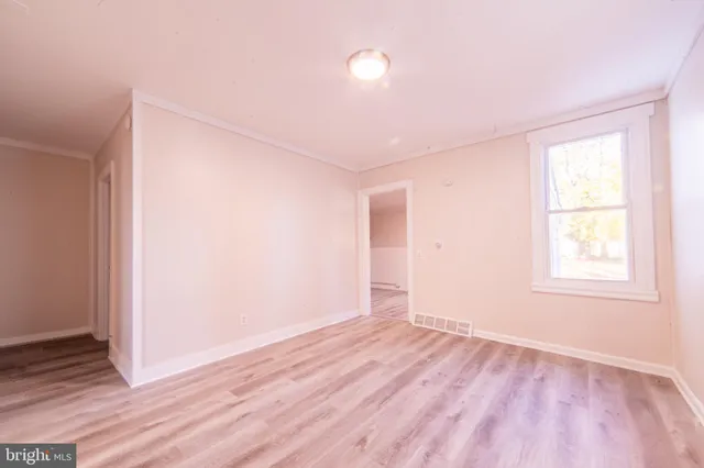 $1,100 | 351 North Laurel Street, Bridgeton, NJ 08302