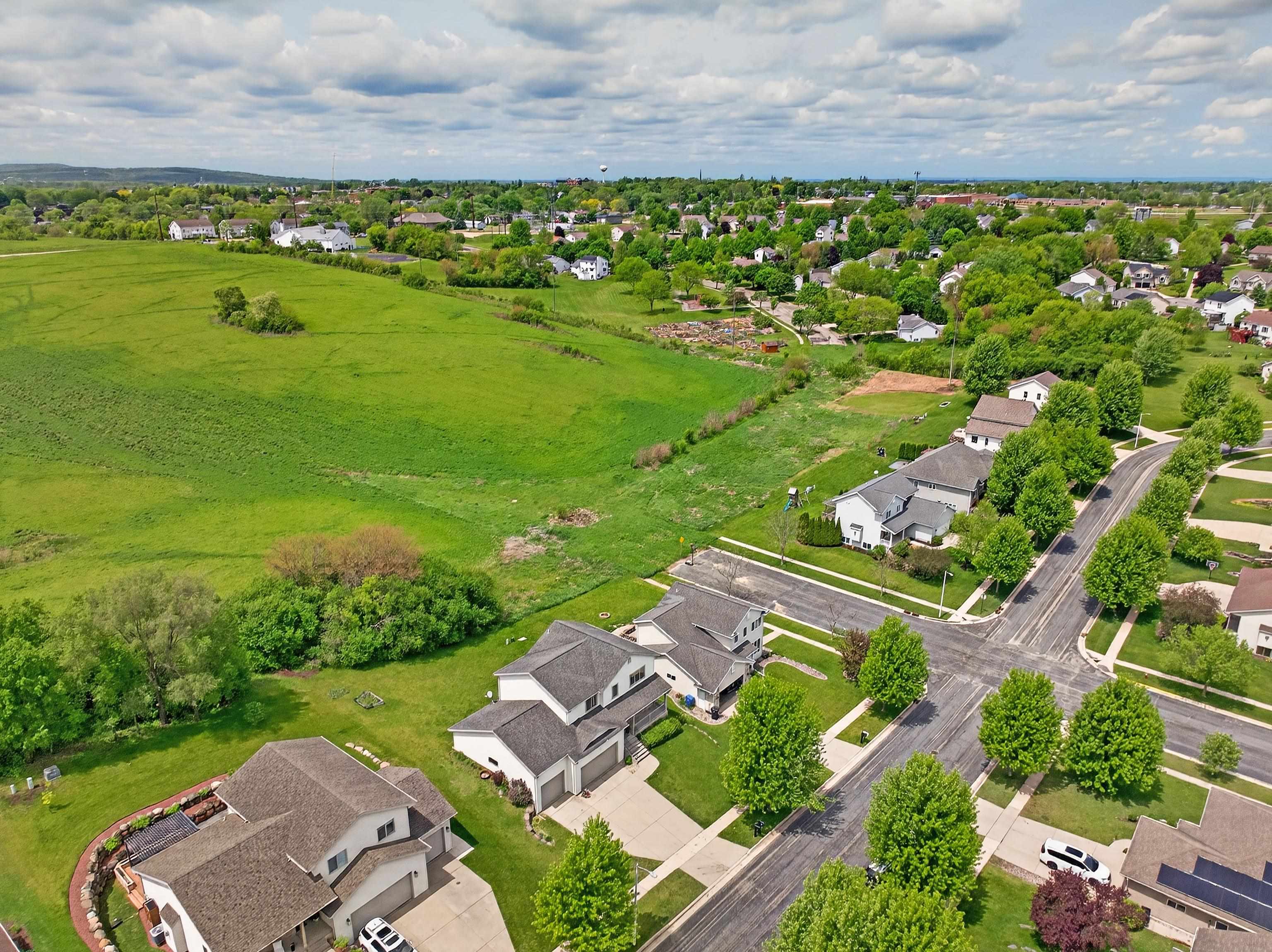 705 Stonefield Way Mount Horeb, WI 53572 - Photo 9 of 44