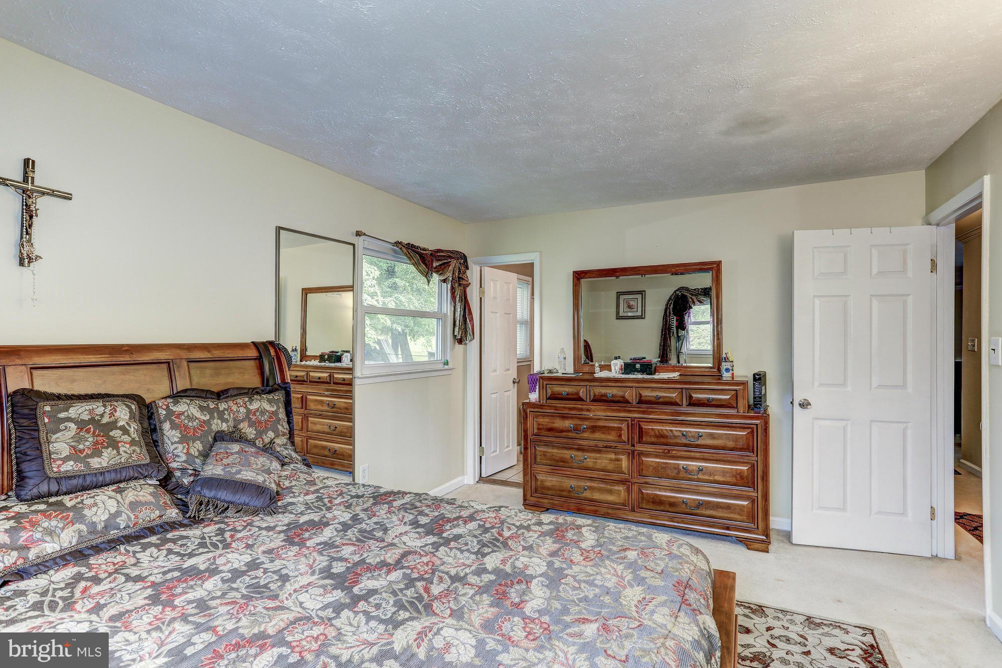 4711 Kilbane Road Woodbridge, VA 22193 - Photo 14 of 30 Bedroom (Master)