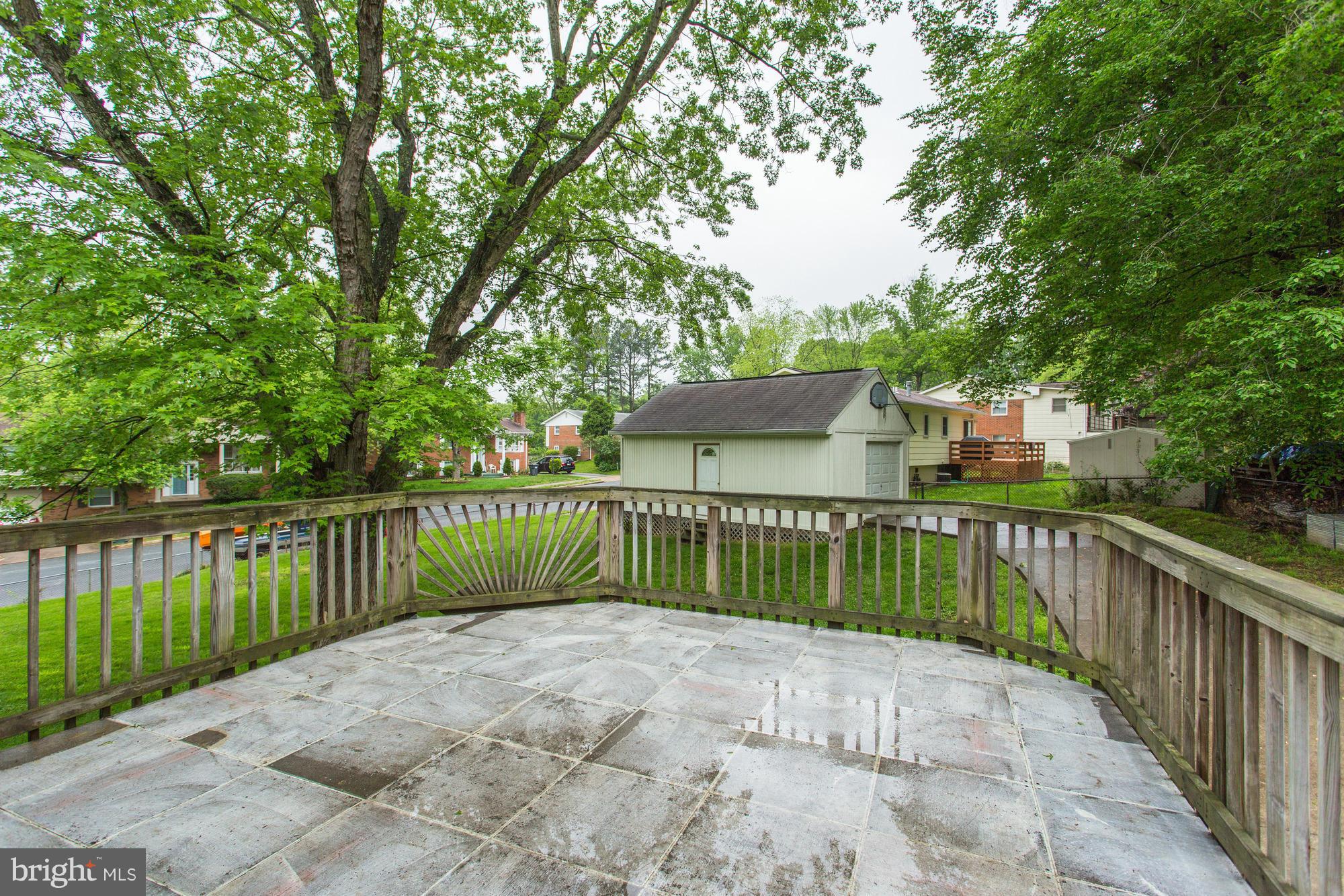 4711 Kilbane Road Woodbridge, VA 22193 - Photo 24 of 30 Exterior (Rear)