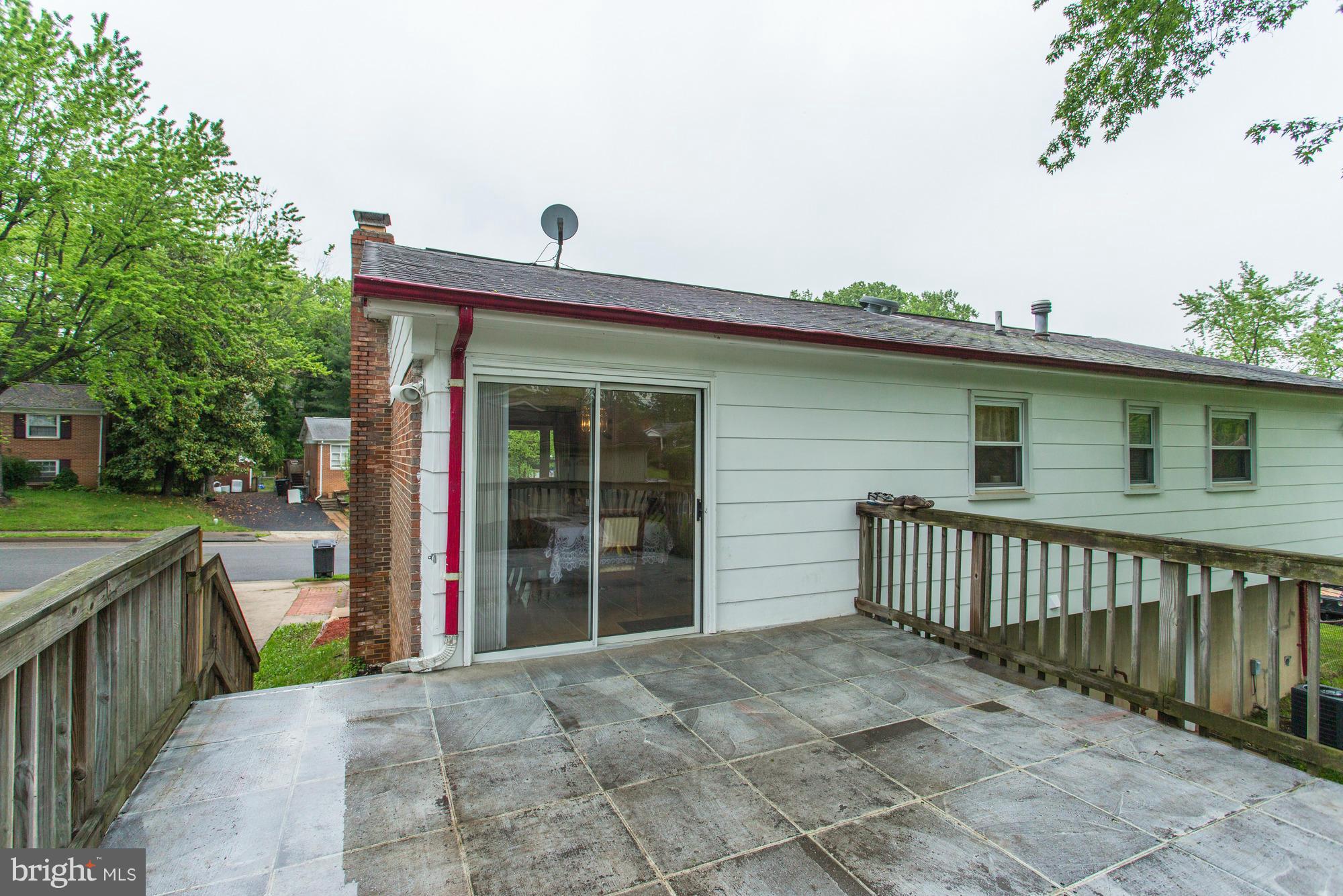 4711 Kilbane Road Woodbridge, VA 22193 - Photo 25 of 30 Exterior (Rear)