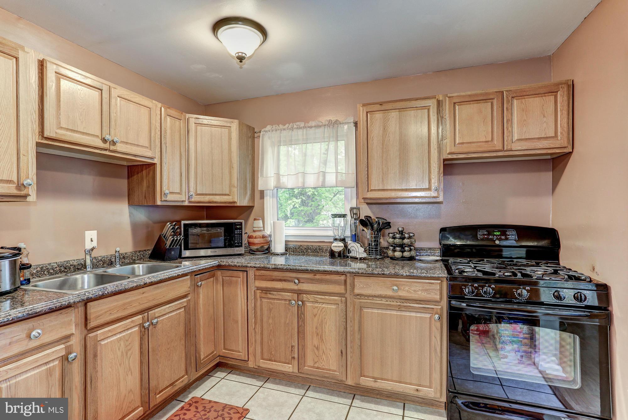 4711 Kilbane Road Woodbridge, VA 22193 - Photo 10 of 30 Kitchen