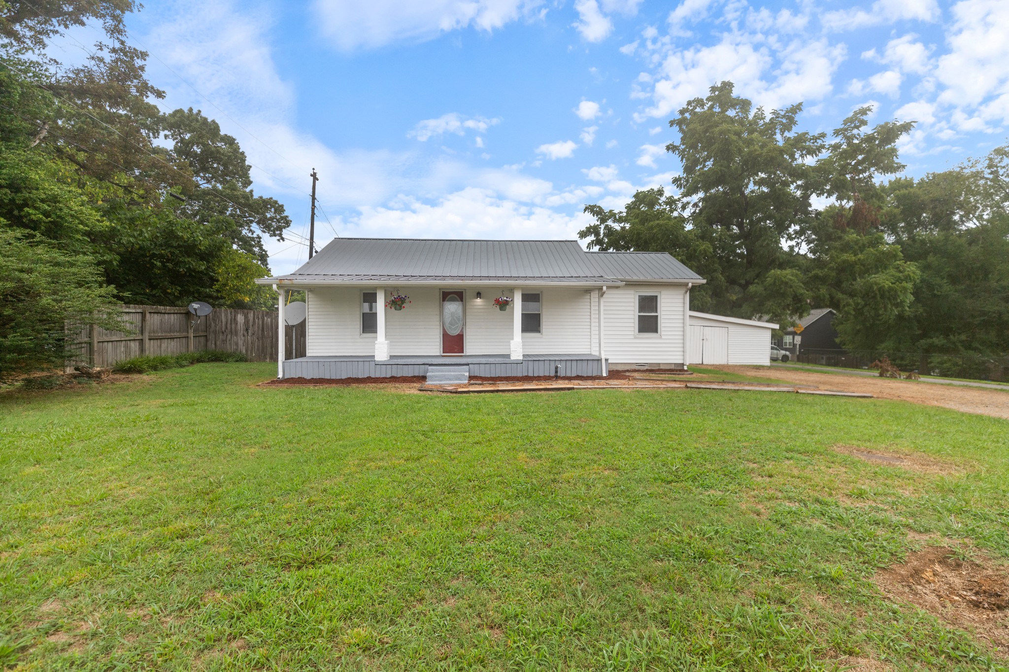 220 Pump Hill Road Dickson, TN 37055 - Photo 1 of 33 Gallery Image 1