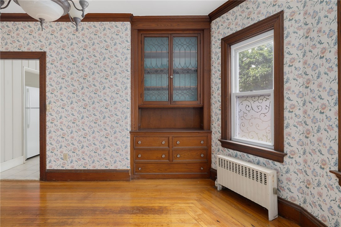 31 Windsor Road, Unit 1 Cranston, RI 02905 - Photo 17 of 44