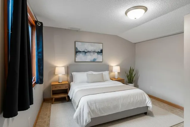 $375,000 | 928 1st Street, St. Paul Park, MN 55071