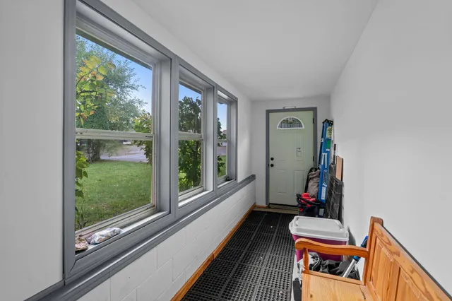 $375,000 | 928 1st Street, St. Paul Park, MN 55071