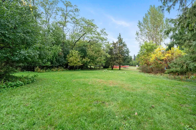 $375,000 | 928 1st Street, St. Paul Park, MN 55071