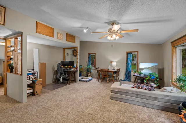 $375,000 | 928 1st Street, St. Paul Park, MN 55071