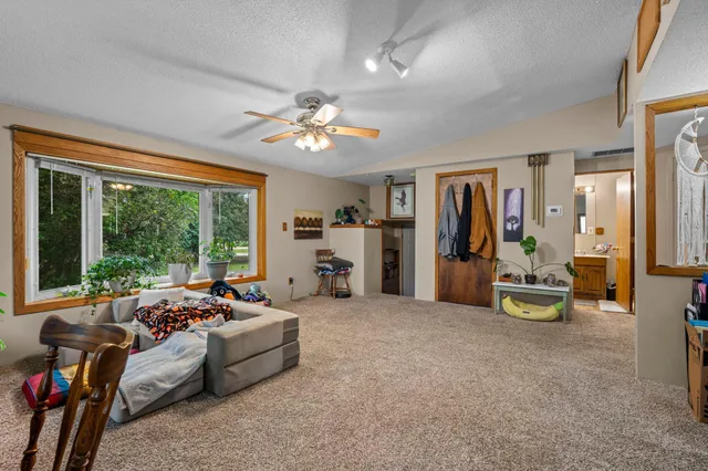 $375,000 | 928 1st Street, St. Paul Park, MN 55071