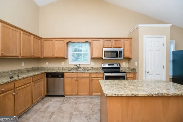 $2,080 | 166 Barrington Drive, Hiram, GA 30141