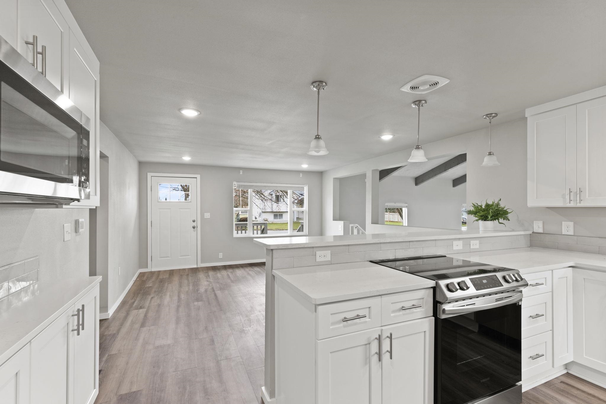 3305 North Davis Road Spokane, WA 99206 - Photo 11 of 41