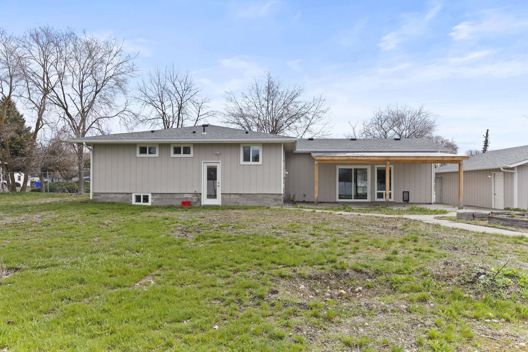 3305 North Davis Road Spokane, WA 99206 - Photo 33 of 41