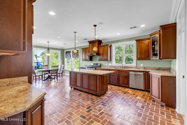 $995,000 | 10051 Cain Road, Bay St. Louis, MS 39520