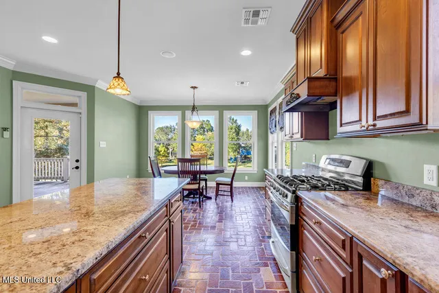 $995,000 | 10051 Cain Road, Bay St. Louis, MS 39520