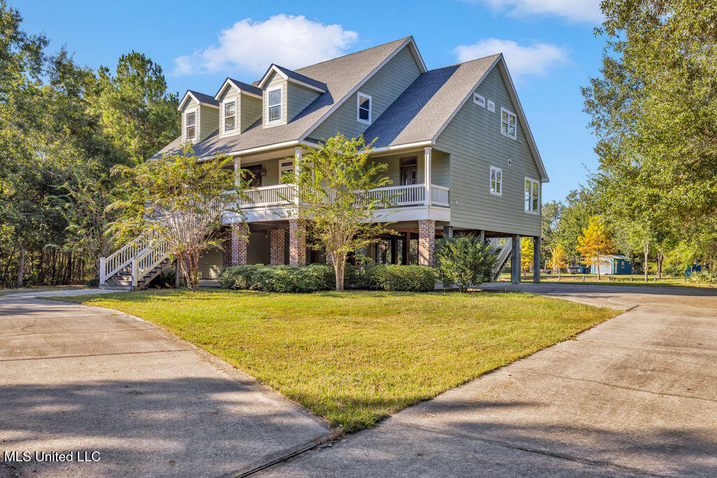 10051 Cain Road Bay St. Louis, MS 39520 - Photo 6 of 75 10051CainRd-5