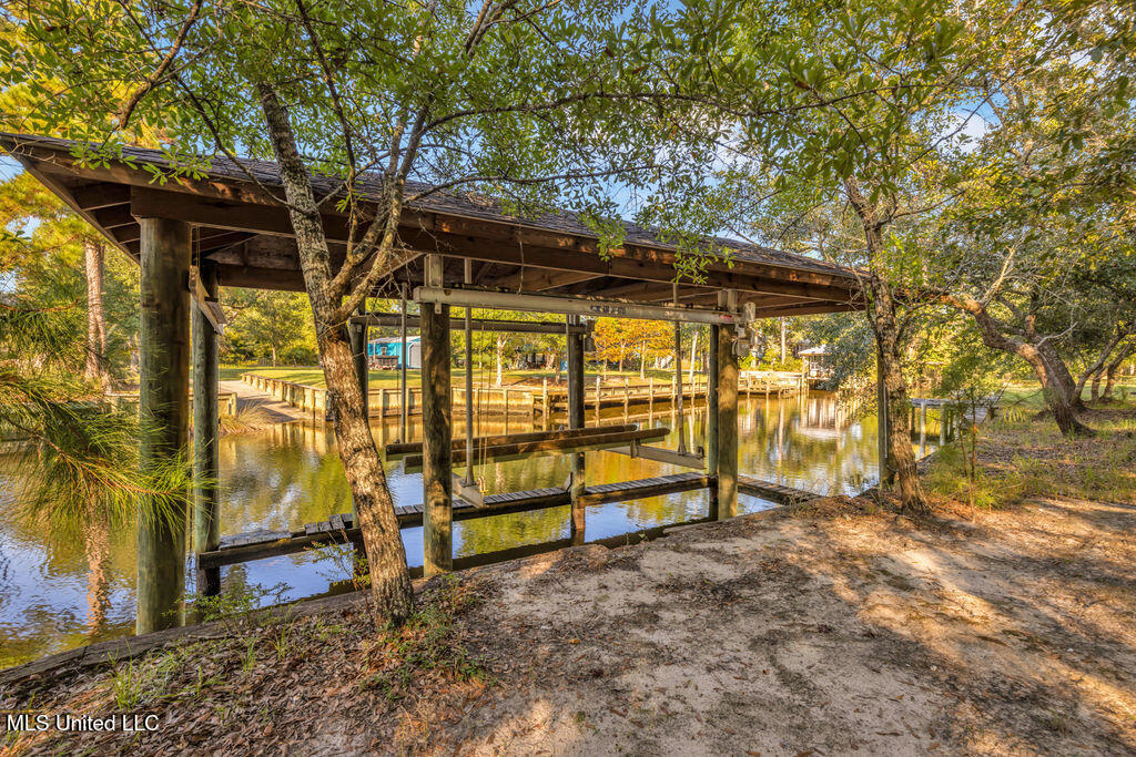 10051 Cain Road Bay St. Louis, MS 39520 - Photo 66 of 75 10051CainRd-65