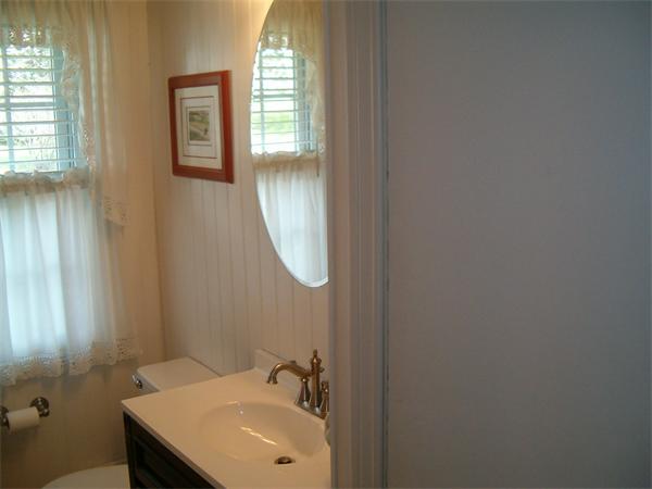 15 Michael Road Raynham, MA 02767 - Photo 13 of 21 Gallery Image 13