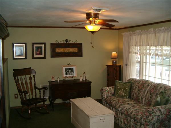 15 Michael Road Raynham, MA 02767 - Photo 4 of 21 Gallery Image 4