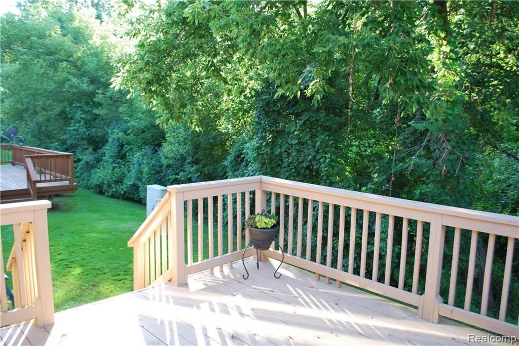 21630 River Ridge, Unit 202 Farmington, MI 48335 - Photo 27 of 35