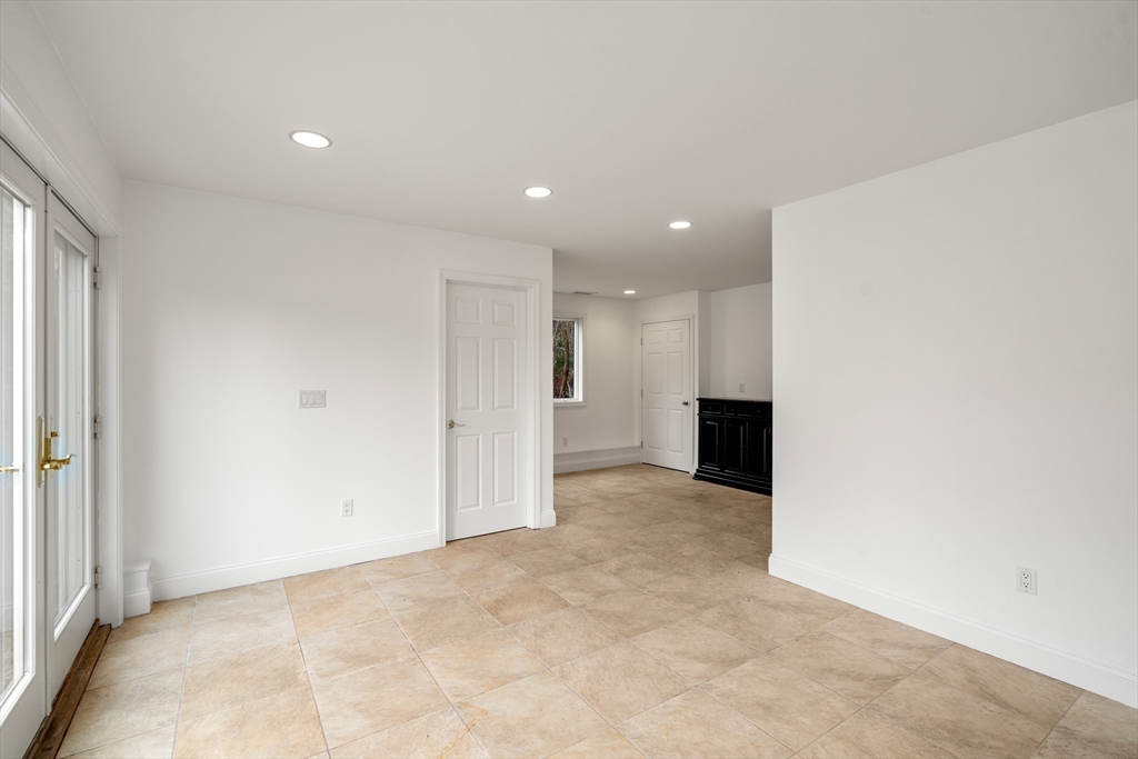 50 Stock Farm Road Sudbury, MA 01776 - Photo 33 of 40