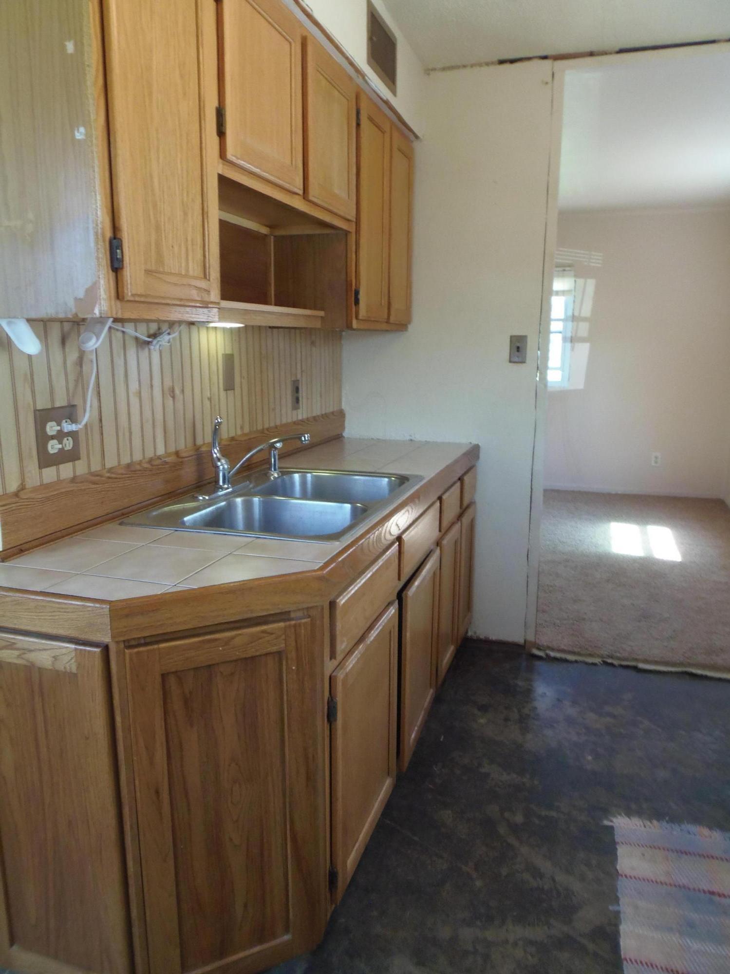 309 South Hampton Road Columbus, OH 43213 - Photo 9 of 15